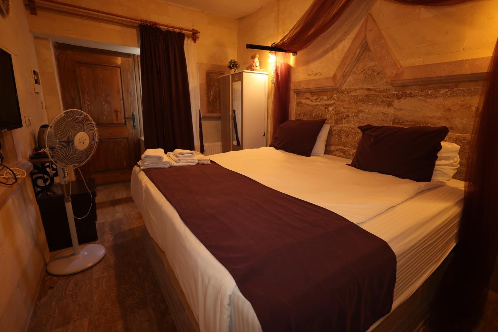Lucky Luke Stone House Lejlighed Göreme Eksteriør billede