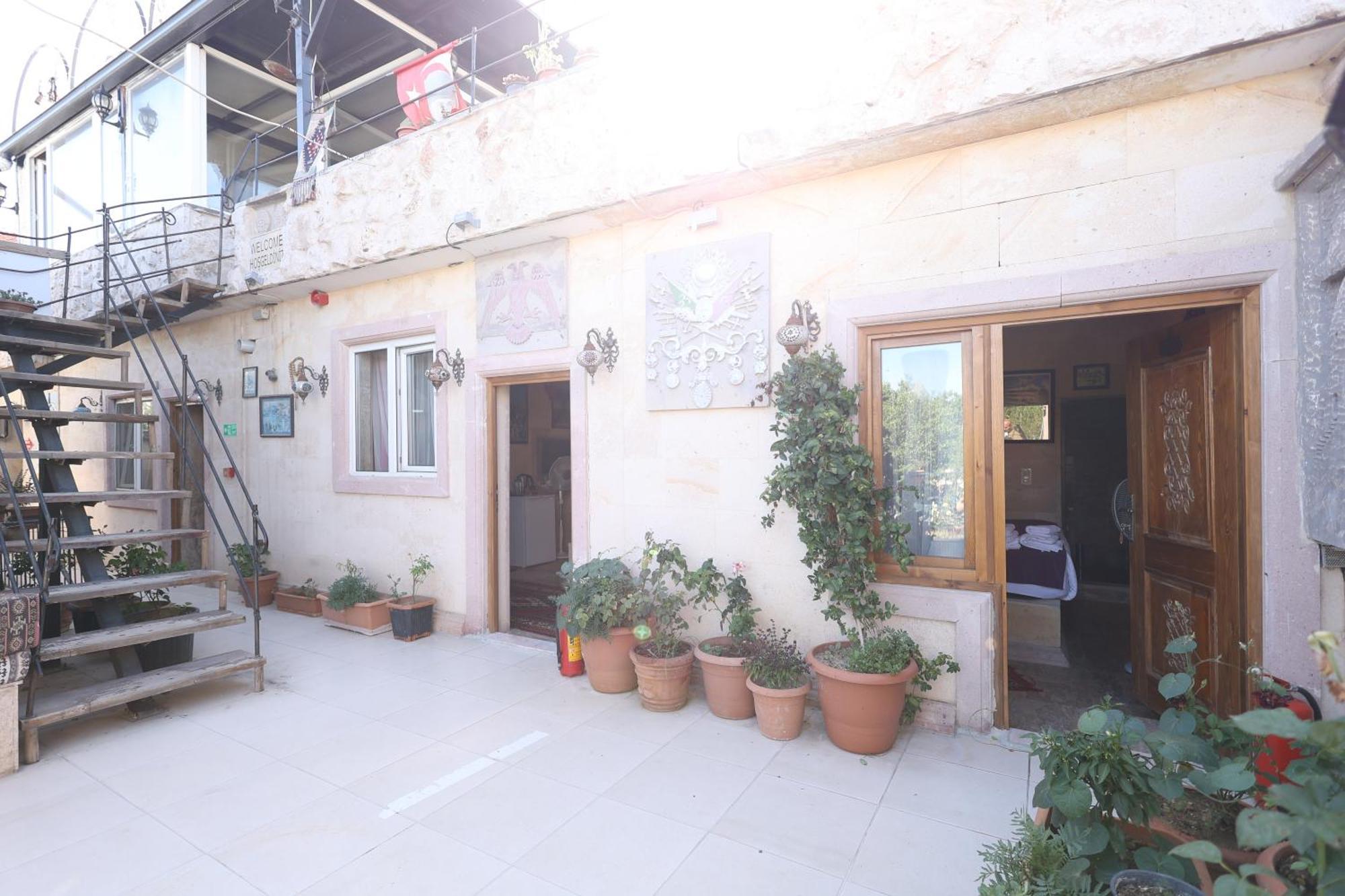 Lucky Luke Stone House Lejlighed Göreme Eksteriør billede